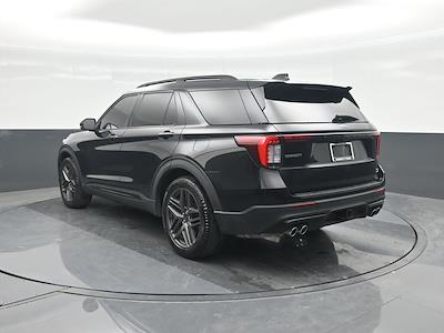 Used 2025 Ford Explorer - photo 1