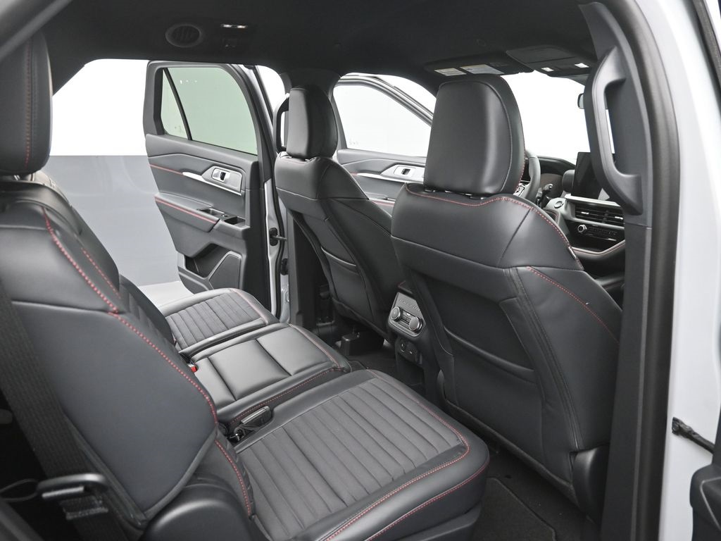 New 2026 Ford Explorer - photo 15