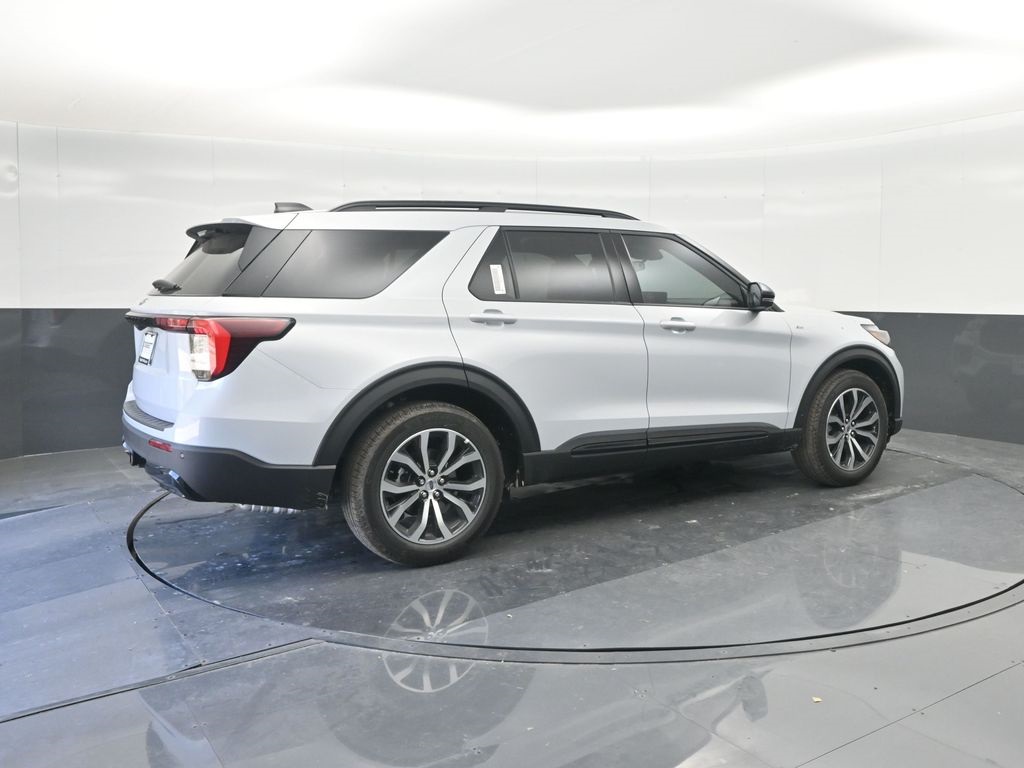 New 2026 Ford Explorer - photo 18