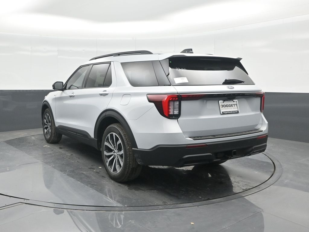 New 2026 Ford Explorer - photo 2