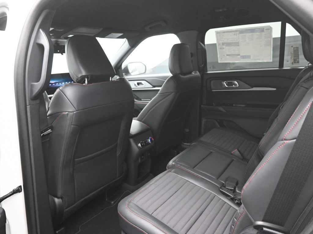 New 2026 Ford Explorer - photo 5