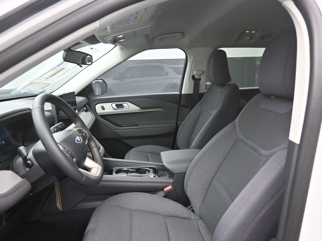 New 2026 Ford Explorer - photo 22