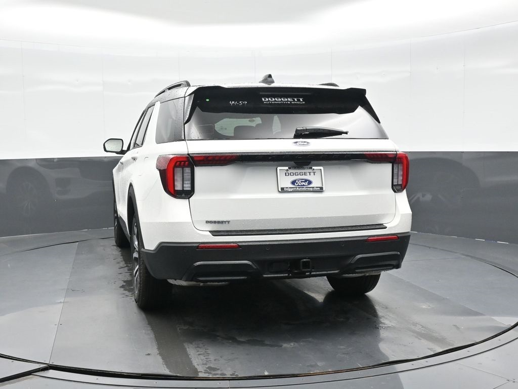New 2026 Ford Explorer - photo 7