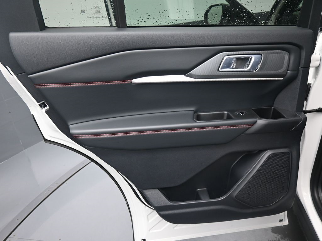 New 2026 Ford Explorer - photo 10