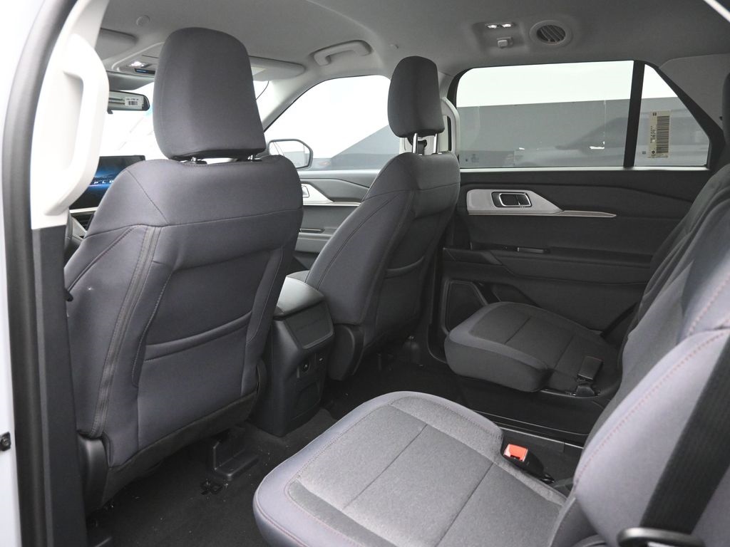 New 2026 Ford Explorer - photo 5