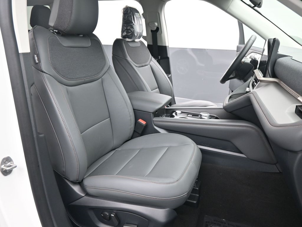 New 2026 Ford Explorer - photo 5