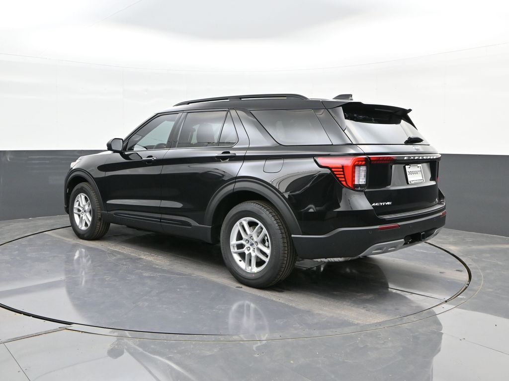 New 2026 Ford Explorer - photo 2
