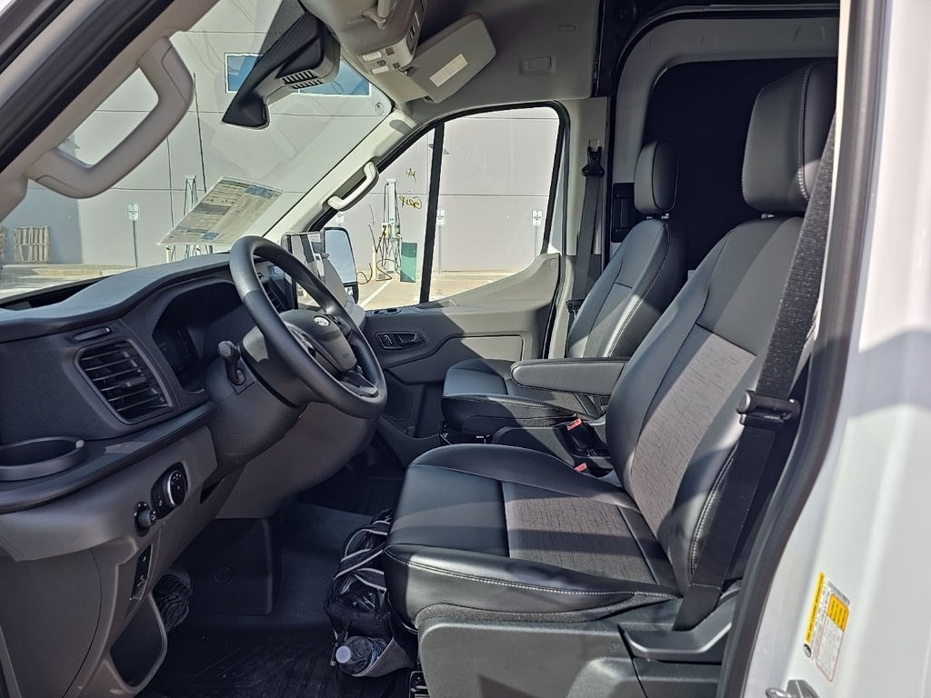 New 2026 Ford Transit 250 - photo 7