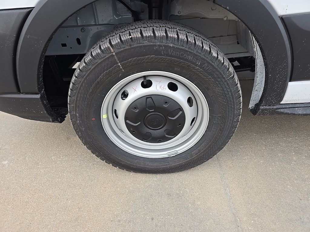 New 2026 Ford Transit 250 - photo 6