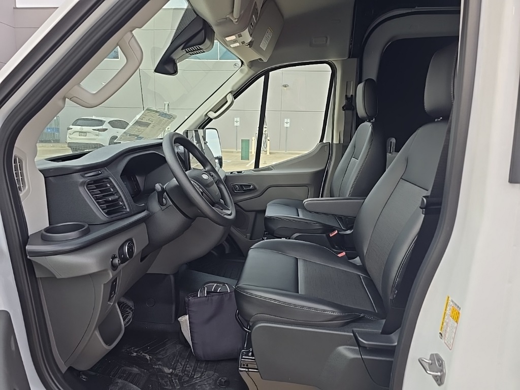 New 2026 Ford Transit 150 - photo 7