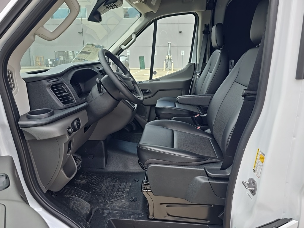 New 2026 Ford Transit 150 - photo 6