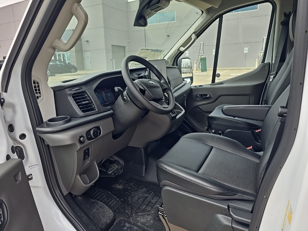 New 2026 Ford Transit 150 - photo 7