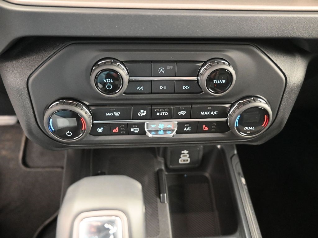 New 2026 Ford Bronco - photo 6