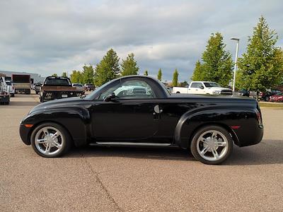 Used 2005 Chevrolet SSR Base Regular Cab for sale #5B114213PB - photo 2