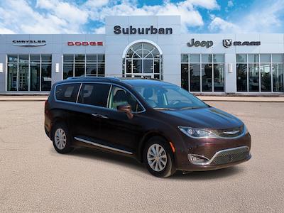 2018 Chrysler Pacifica FWD Minivan for sale #JR271607A - photo 2