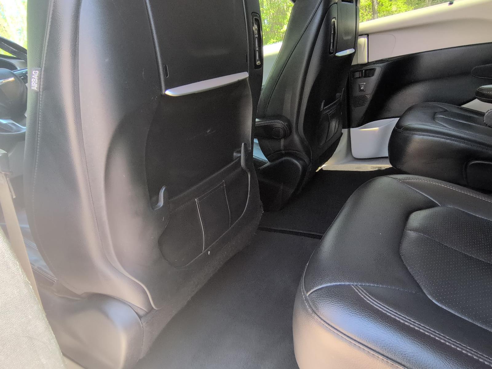 Used 2018 Chrysler Pacifica - photo 21