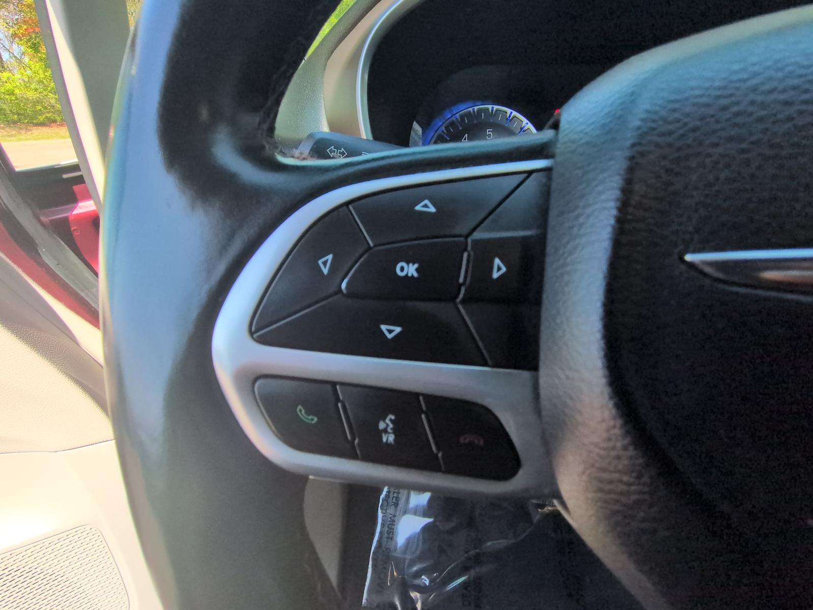 Used 2018 Chrysler Pacifica - photo 26