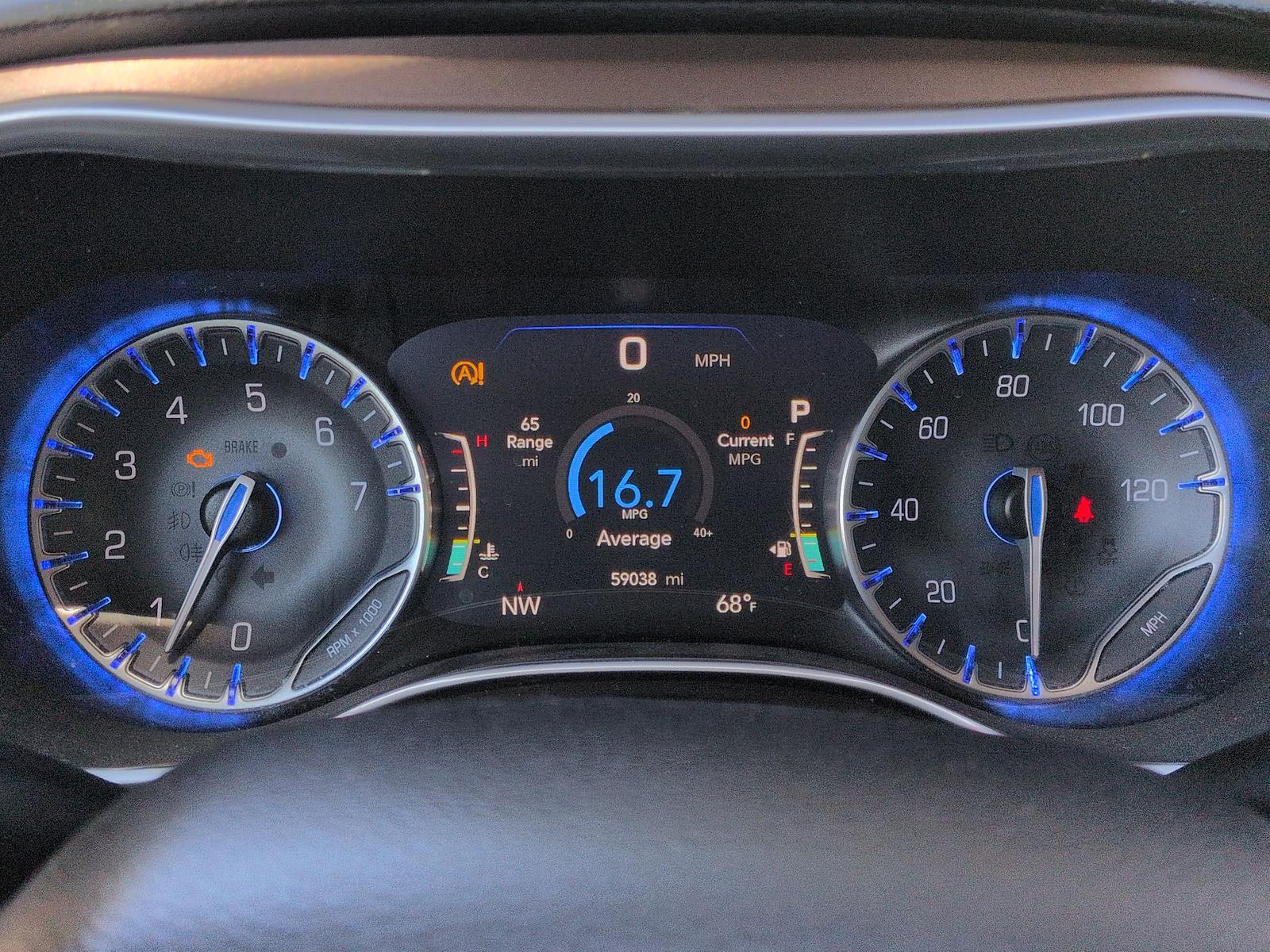 Used 2018 Chrysler Pacifica - photo 36