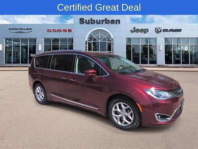 2018 Chrysler Pacifica FWD Minivan for sale #JR272782P - photo 2