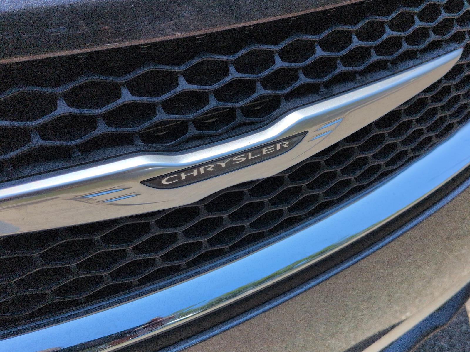 Used 2020 Chrysler Pacifica - photo 14