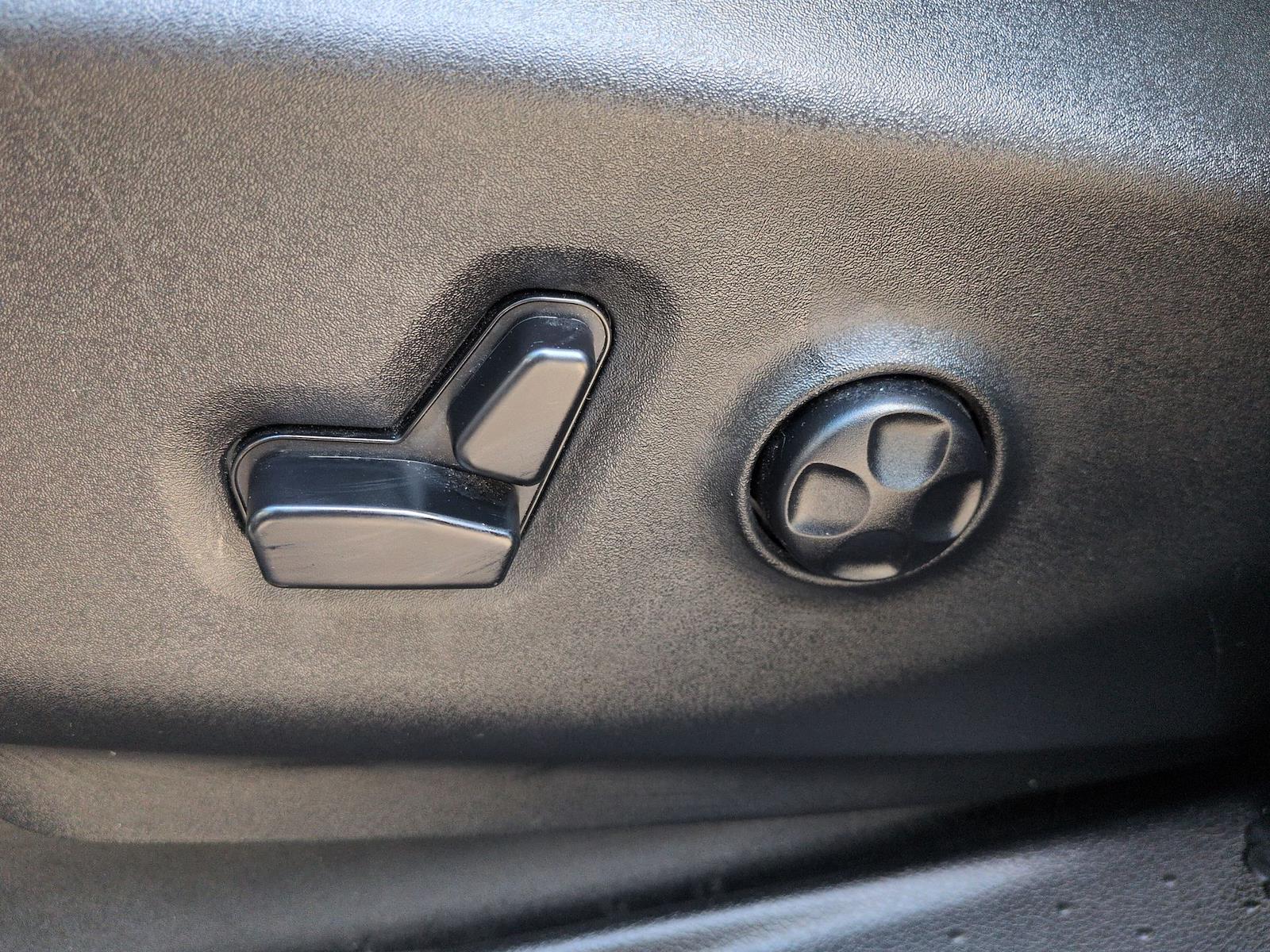 Used 2020 Chrysler Pacifica - photo 20