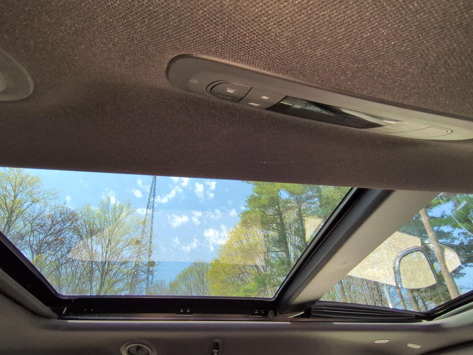 Used 2020 Chrysler Pacifica - photo 25