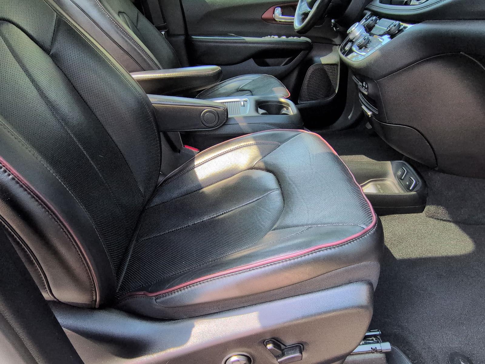 Used 2020 Chrysler Pacifica - photo 26