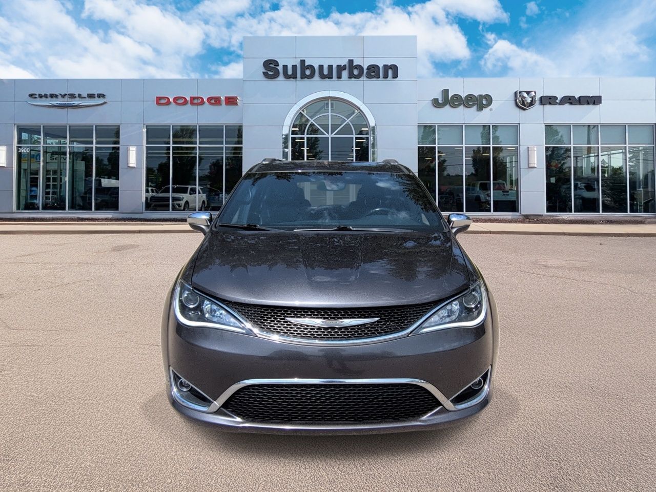 Used 2020 Chrysler Pacifica - photo 5