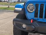 2021 Jeep Gladiator Crew Cab 4x4 Pickup for sale #ML544619A - photo 11