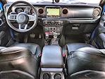 2021 Jeep Gladiator Crew Cab 4x4 Pickup for sale #ML544619A - photo 16