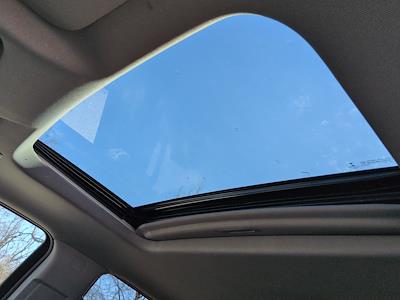 Used 2022 Chevrolet Silverado 1500 - photo 1