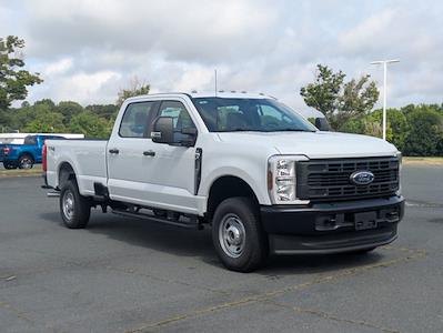 2025 Ford F-250 Crew Cab 4WD Pickup for sale #T258185 - photo 2
