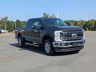 2025 Ford F-250 Crew Cab 4WD Pickup for sale #T258188 - photo 1