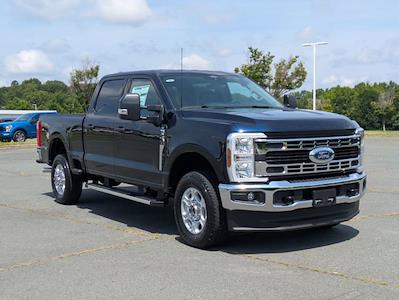 2025 Ford F-250 Crew Cab 4WD Pickup for sale #T258193 - photo 1