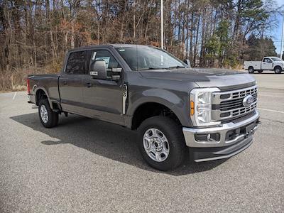 2025 Ford F-250 Crew Cab 4WD Pickup for sale #T258257 - photo 1