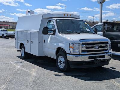 New 2027 Ford E-350 - photo 1