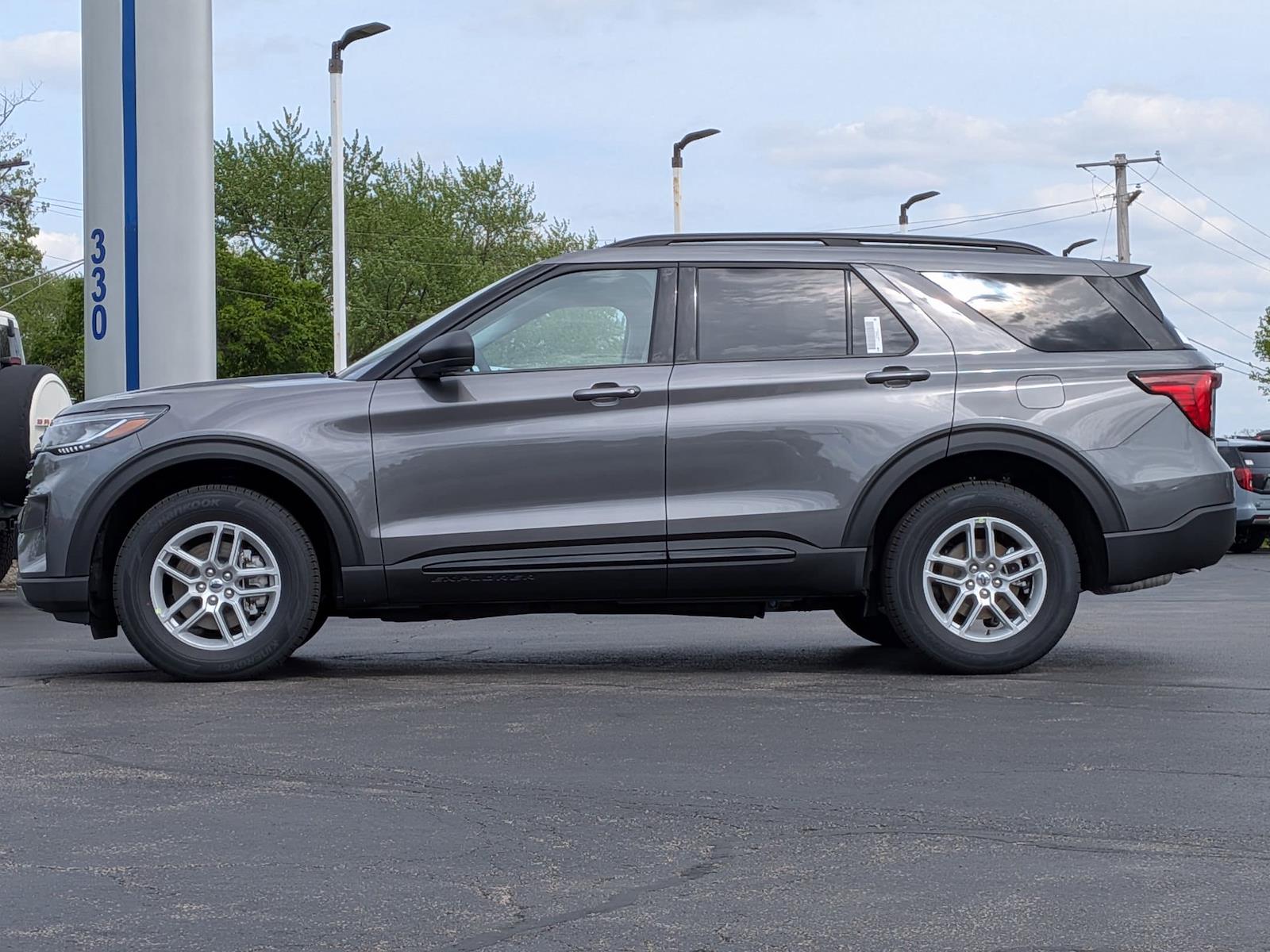 New 2026 Ford Explorer - photo 21