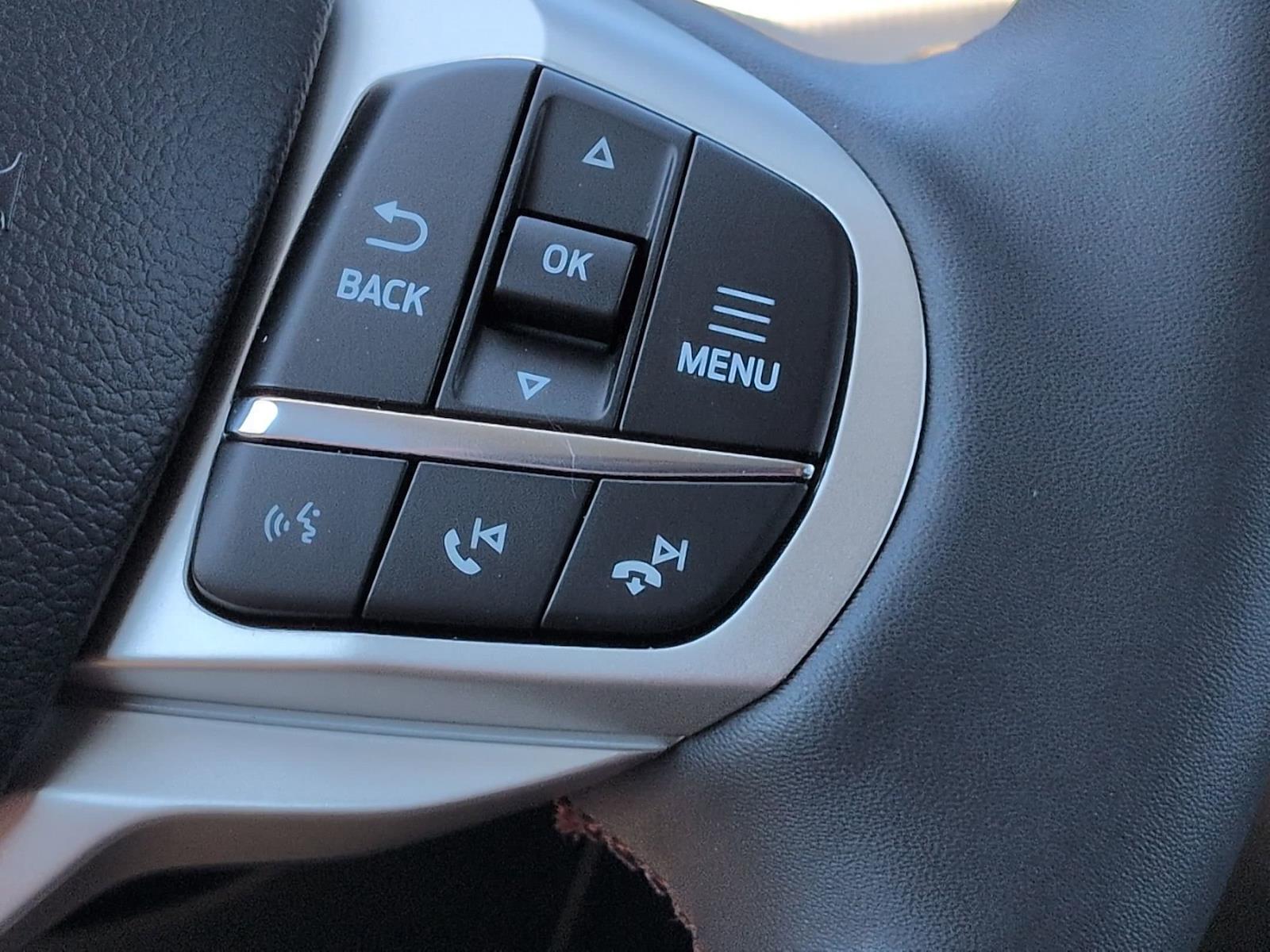 New 2026 Ford Explorer - photo 2