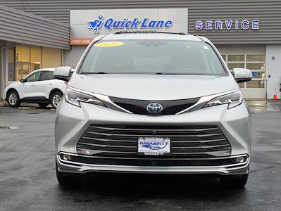 Used 2021 Toyota Sienna Limited Minivan for sale #F26054A - photo 2