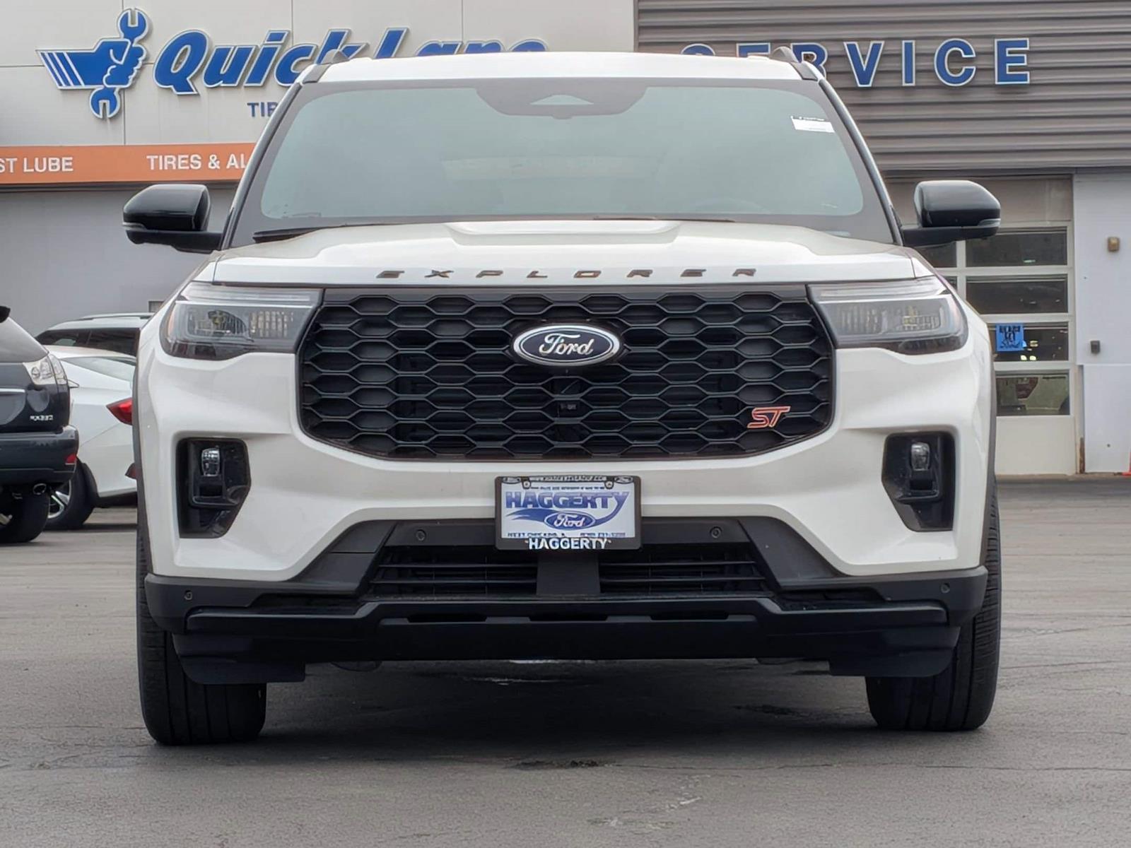 New 2026 Ford Explorer - photo 2