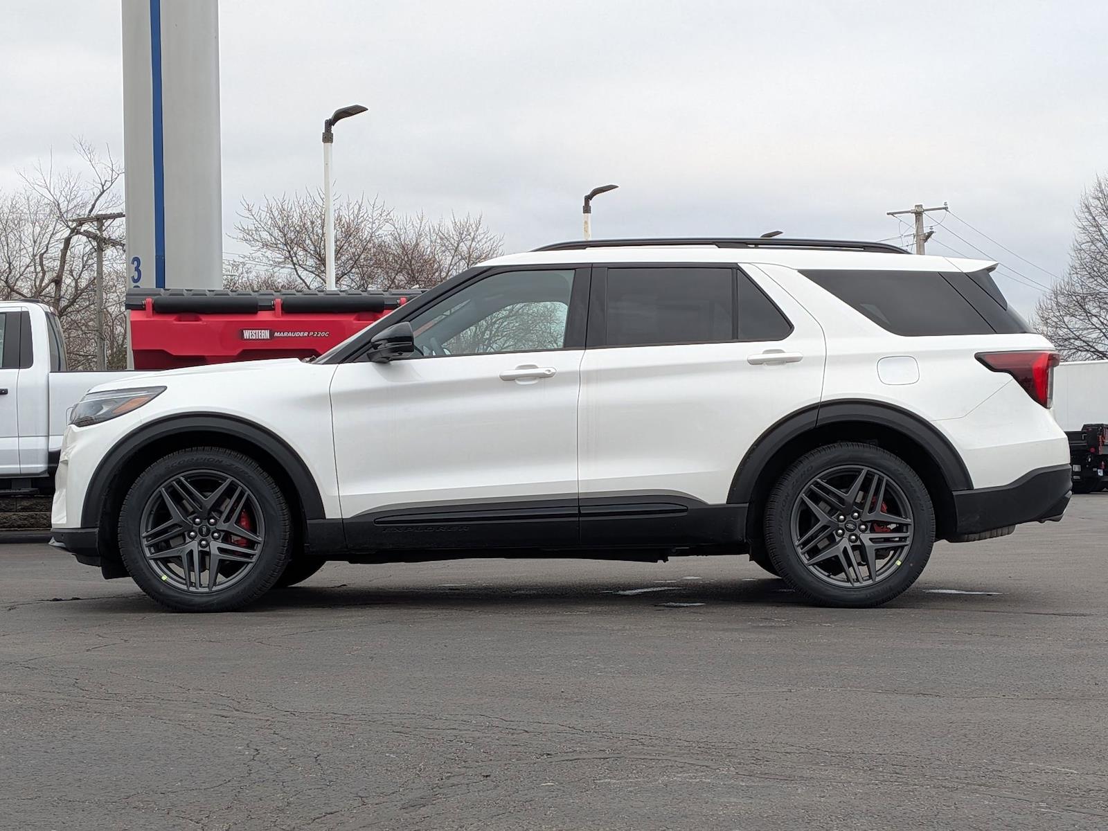 New 2026 Ford Explorer - photo 10
