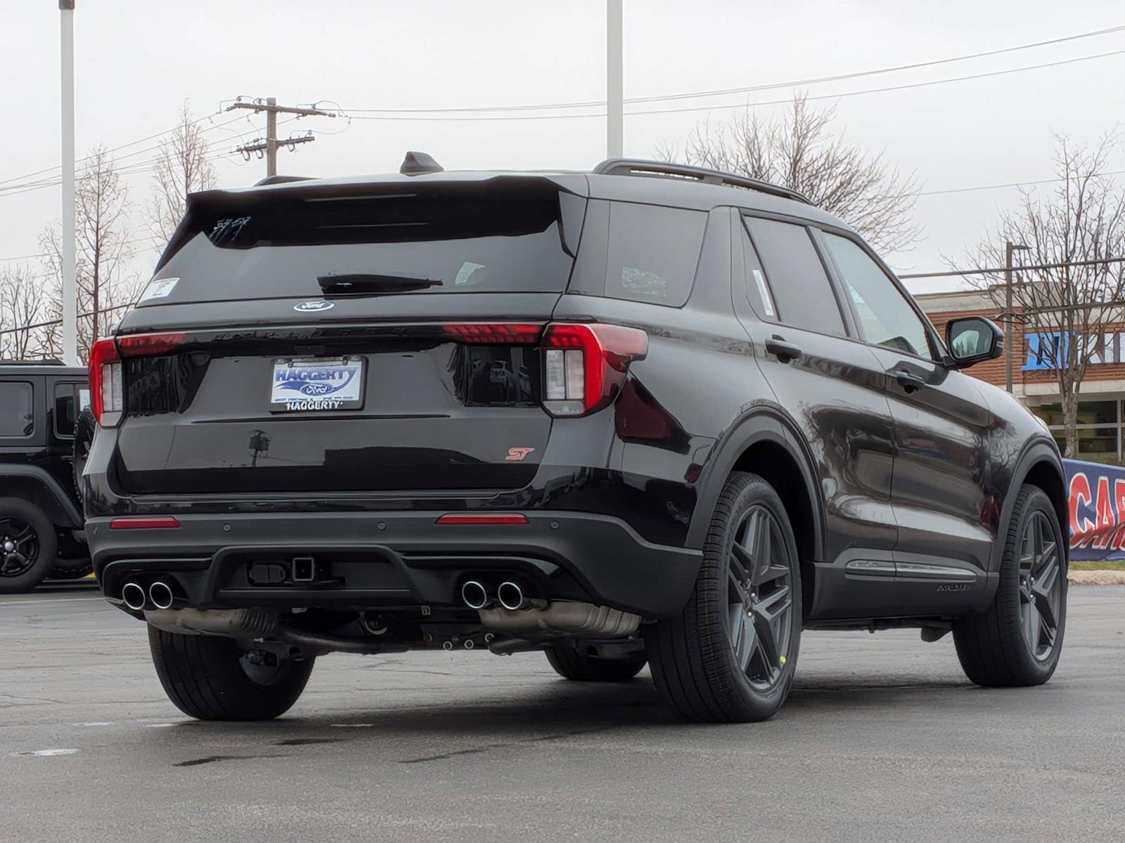 New 2026 Ford Explorer - photo 8