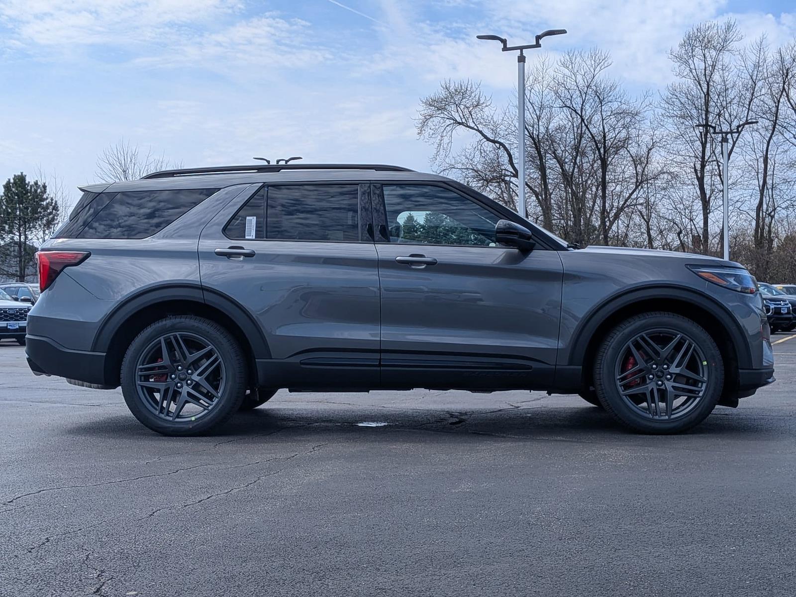 New 2026 Ford Explorer - photo 7