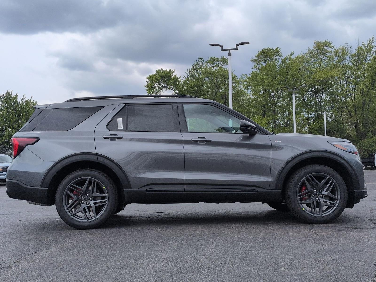 New 2026 Ford Explorer - photo 6