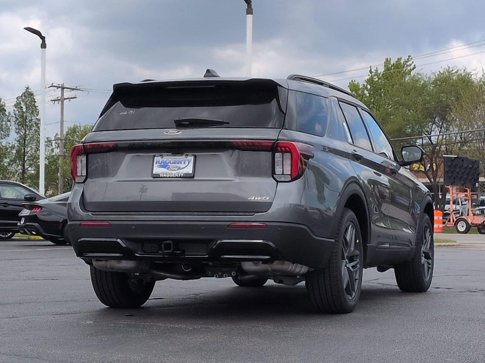 New 2026 Ford Explorer - photo 7