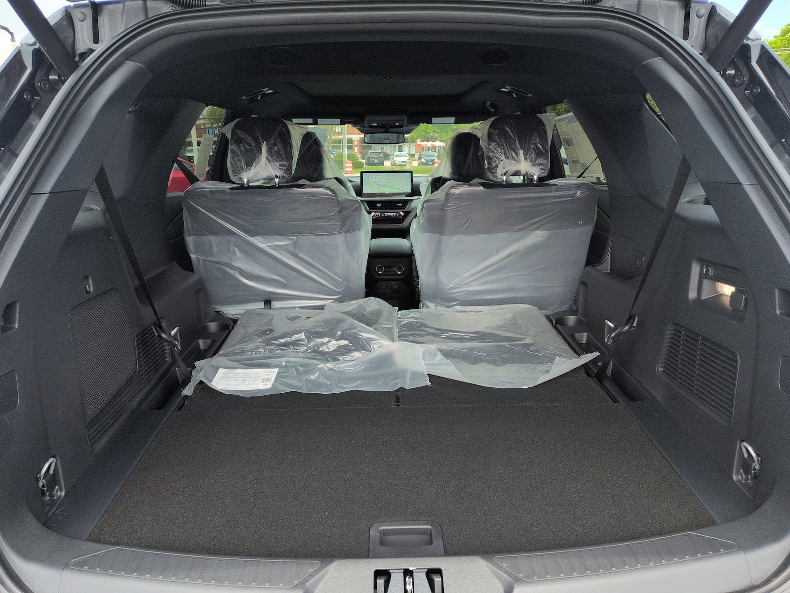New 2026 Ford Explorer - photo 28