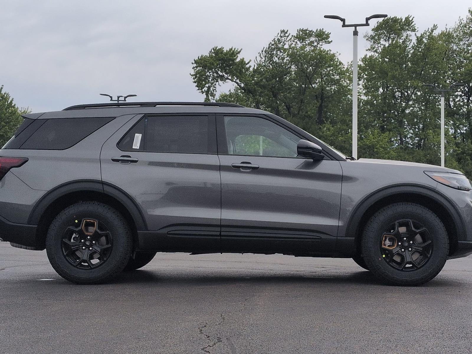 New 2026 Ford Explorer - photo 7