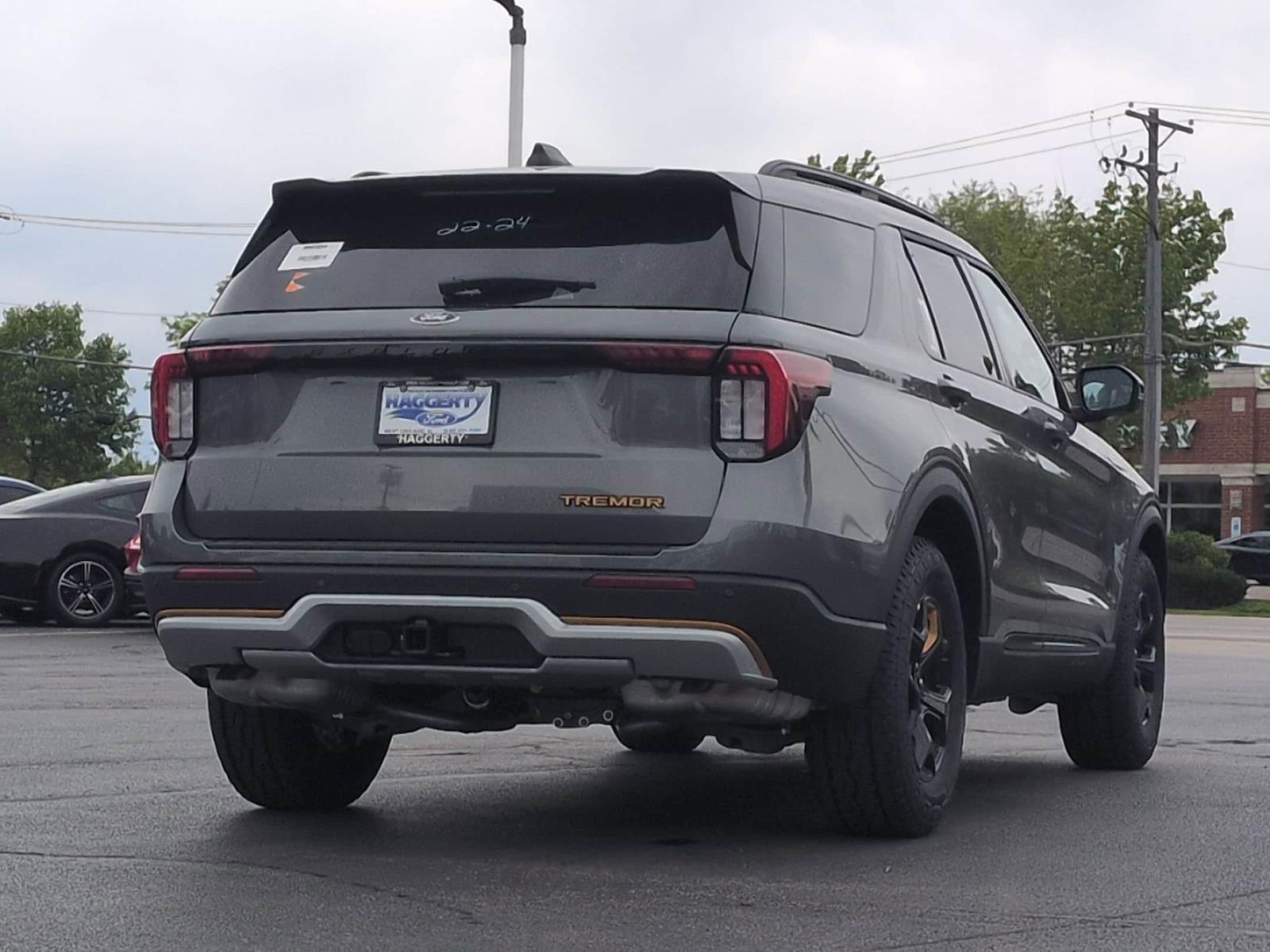 New 2026 Ford Explorer - photo 8