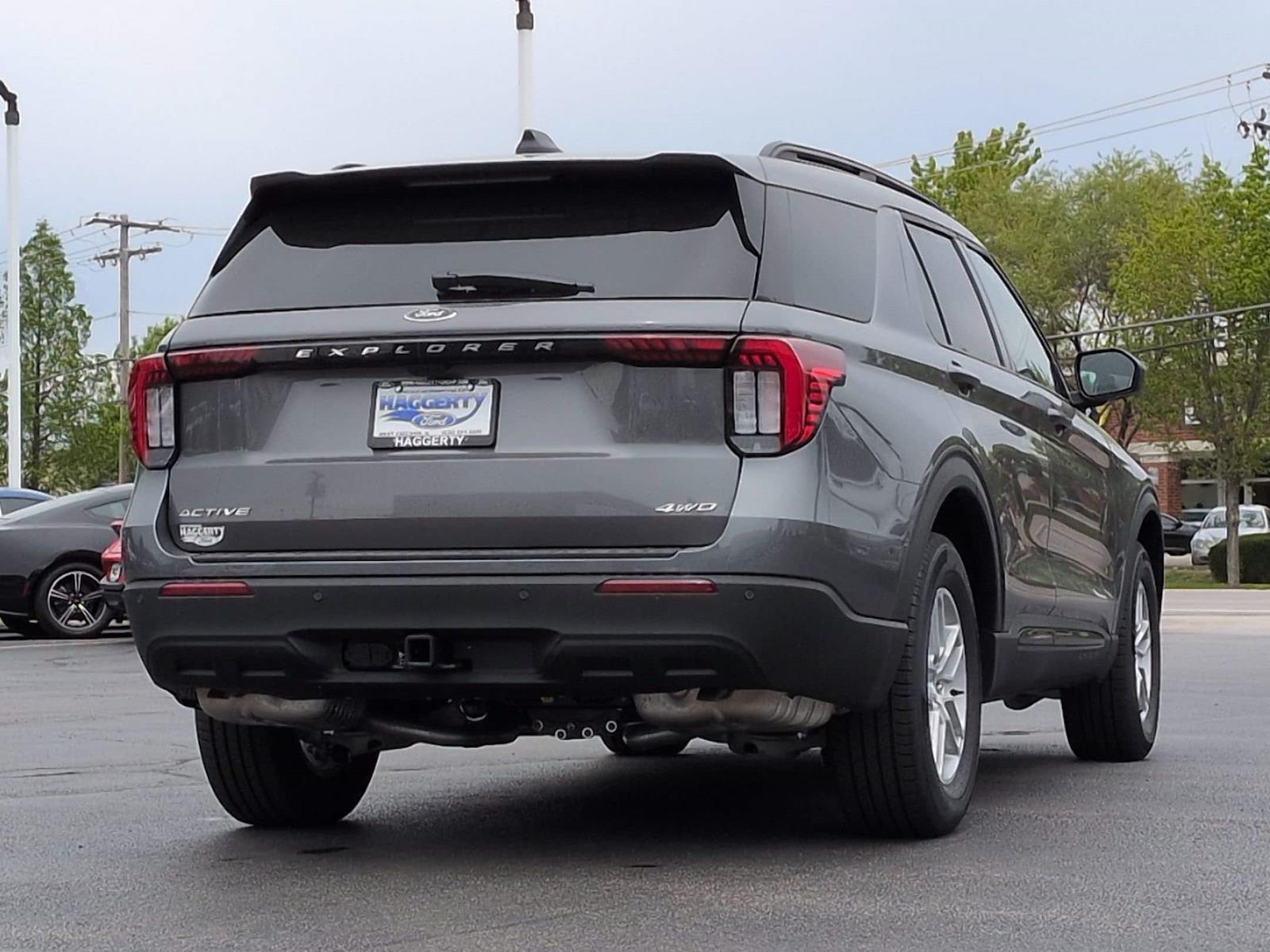New 2026 Ford Explorer - photo 8