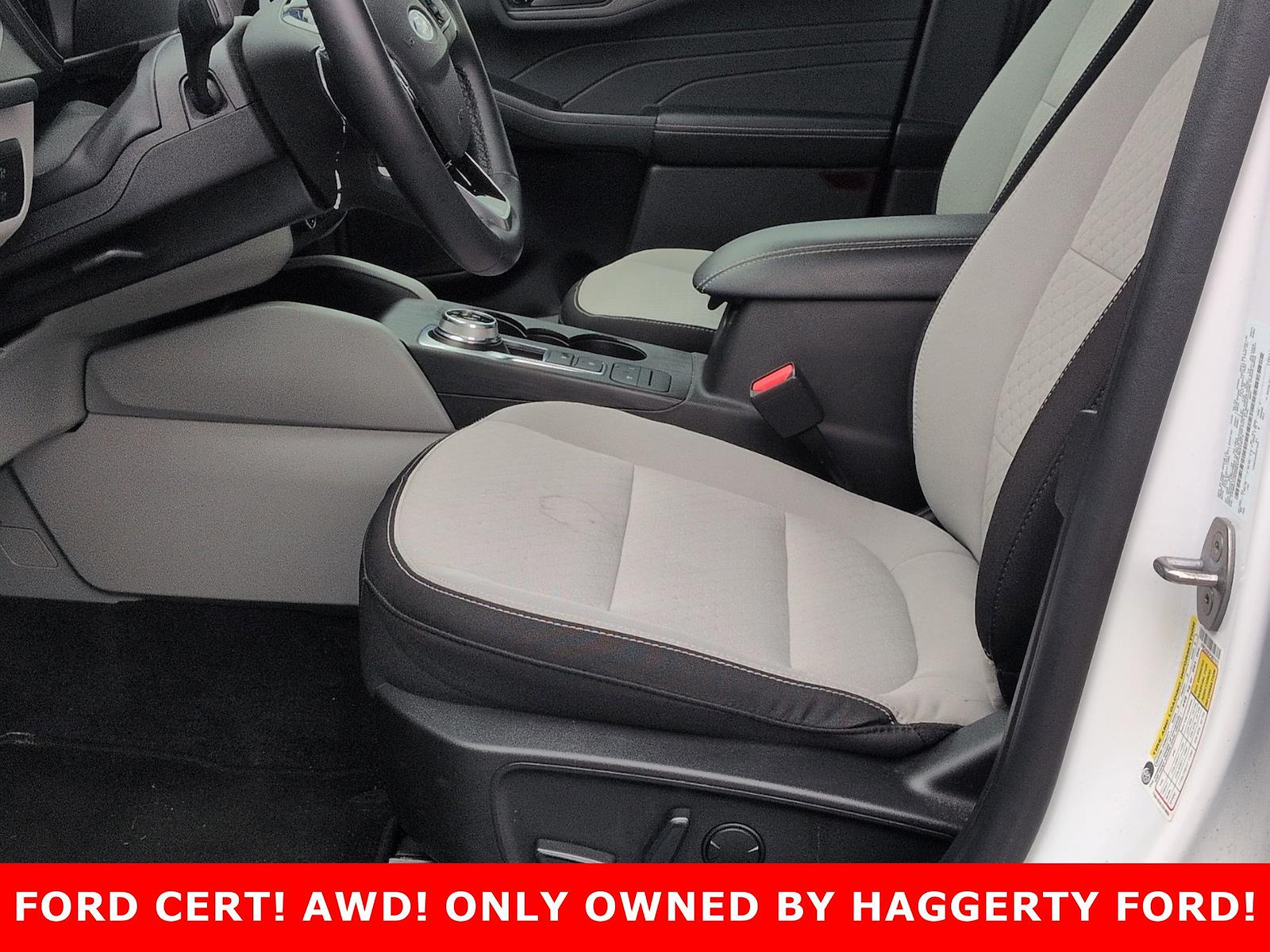 Used 2023 Ford Escape - photo 12